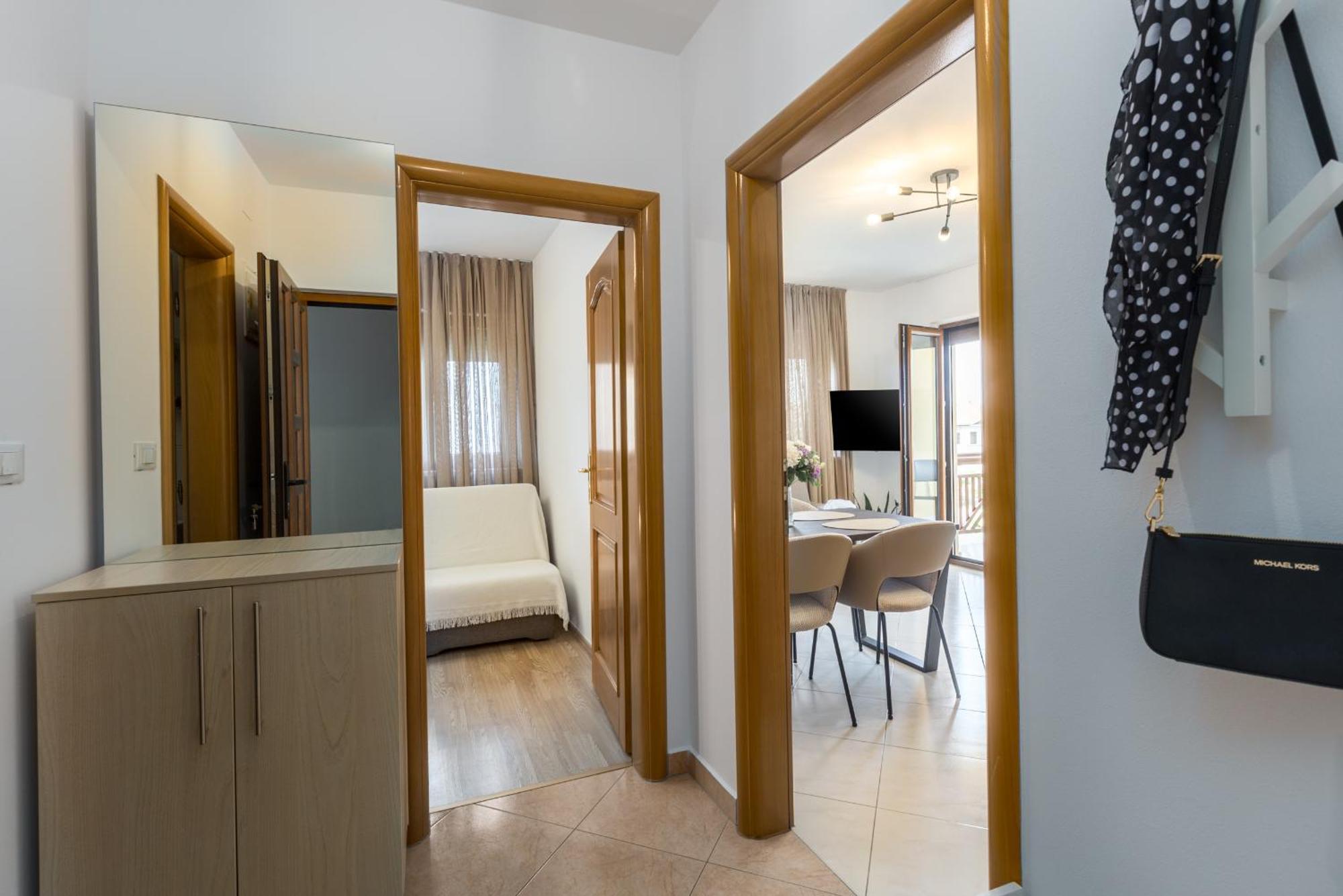 Apartments Bellissima Funtana Exterior foto