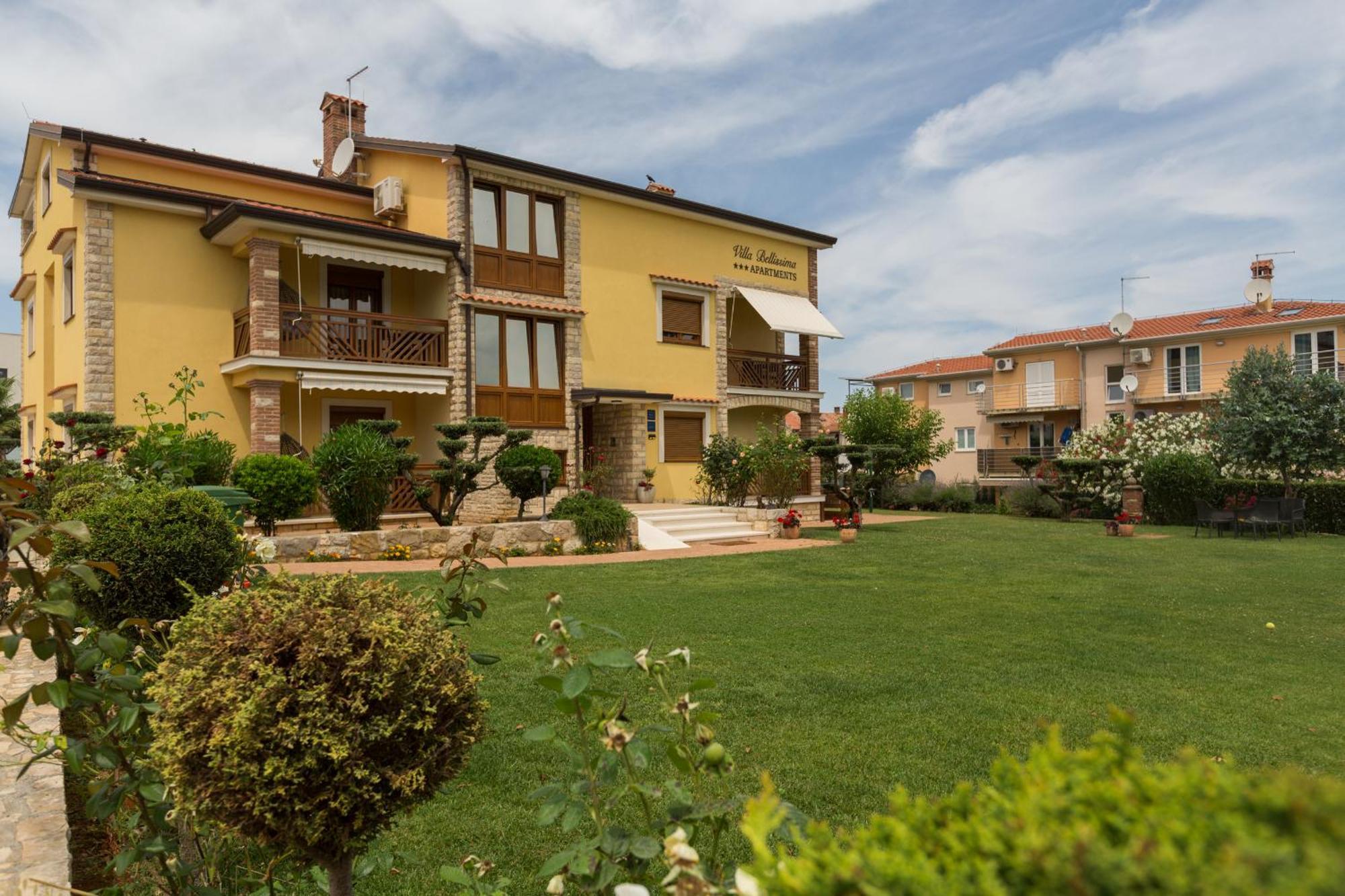 Apartments Bellissima Funtana Exterior foto